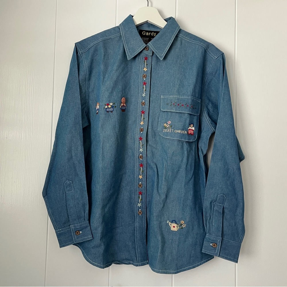 Gardy Secret Garden Button Down Shirt